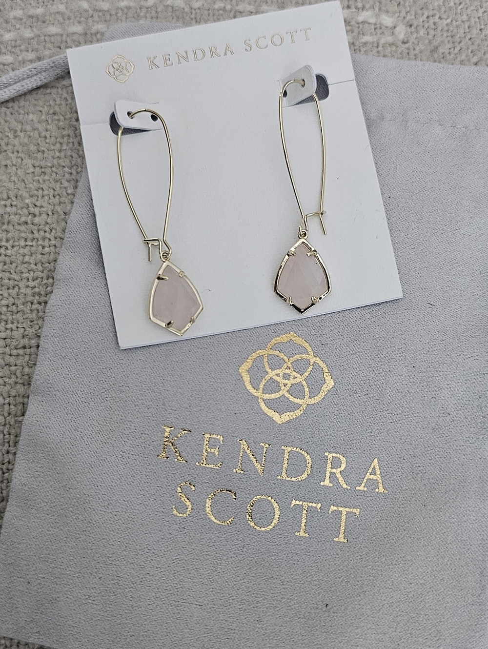 Kendra Scott Carrine RHD Earrings New  Rose Quartz, Gold